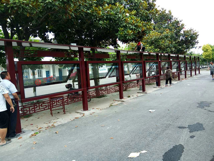 阜陽市潁州區共青中學宣傳欄現場案例